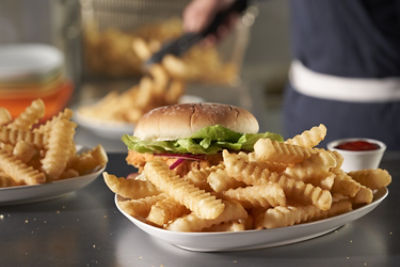 Lamb Weston® Crispy on Delivery Fries 1/2" Concertinas® Lamb Weston®