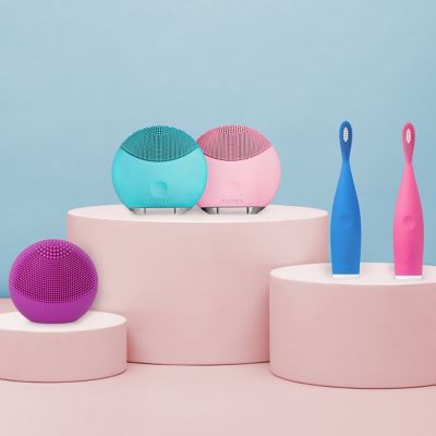 Our Favorite Cleansing Tools ft. Foreo