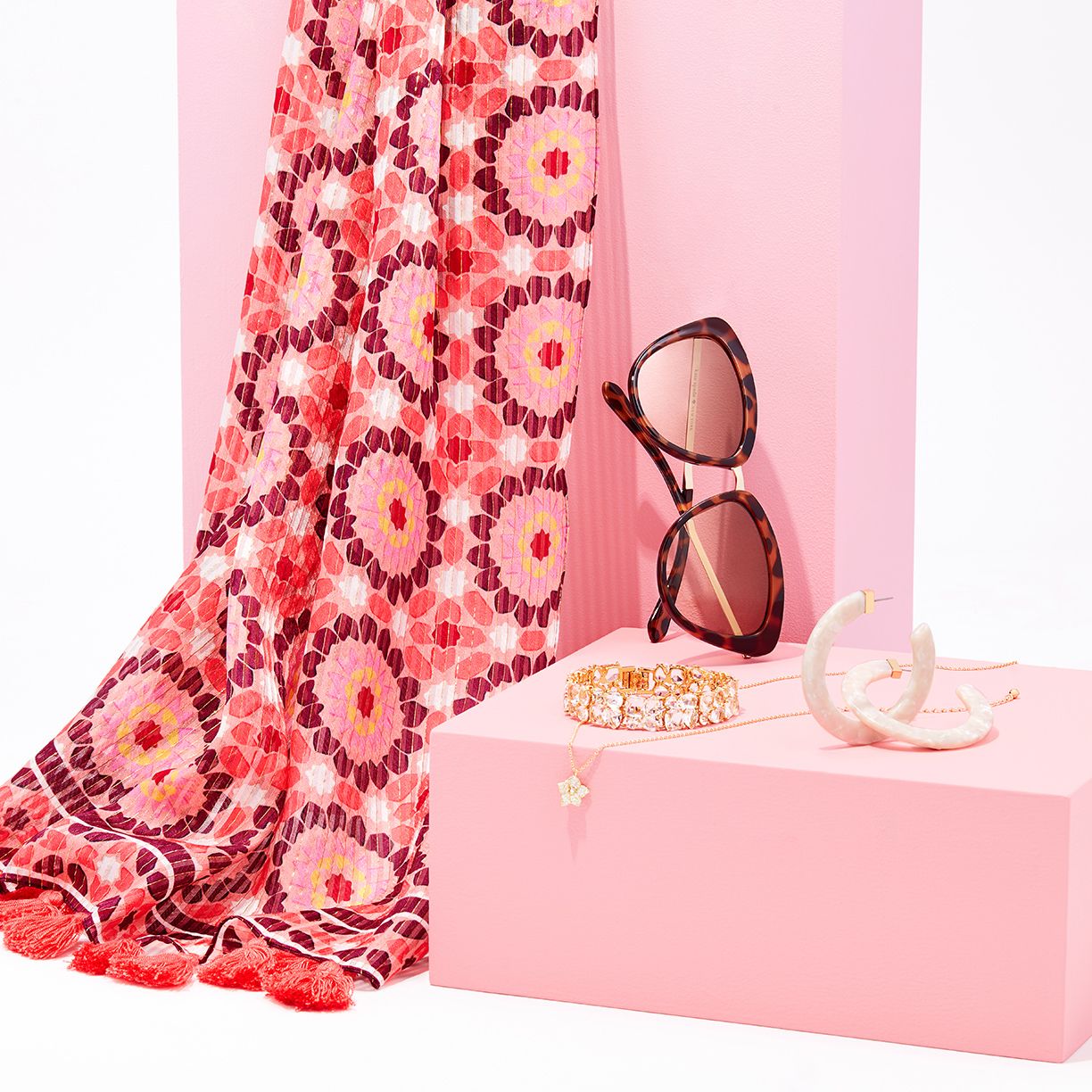 kate spade new york Accessories, Home & Beauty Up to 60% Off