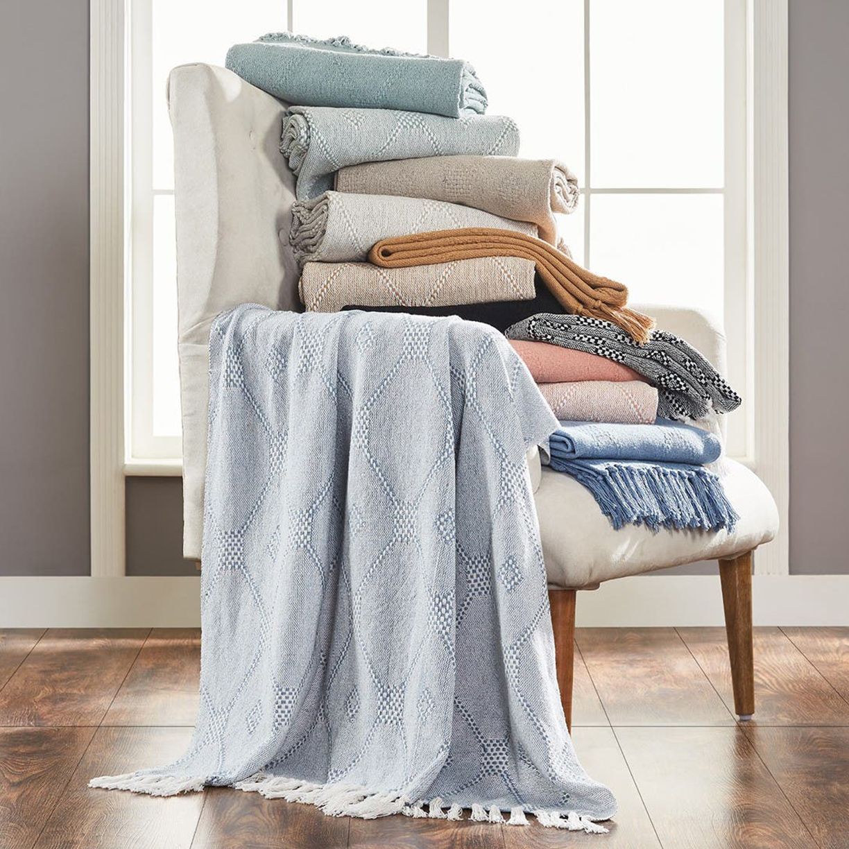 Fall Trend: Lounge Around with Cozy Throws