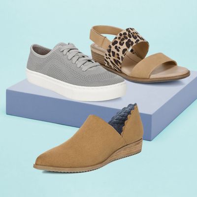 Women's Comfort Shoes Up to 70% Off