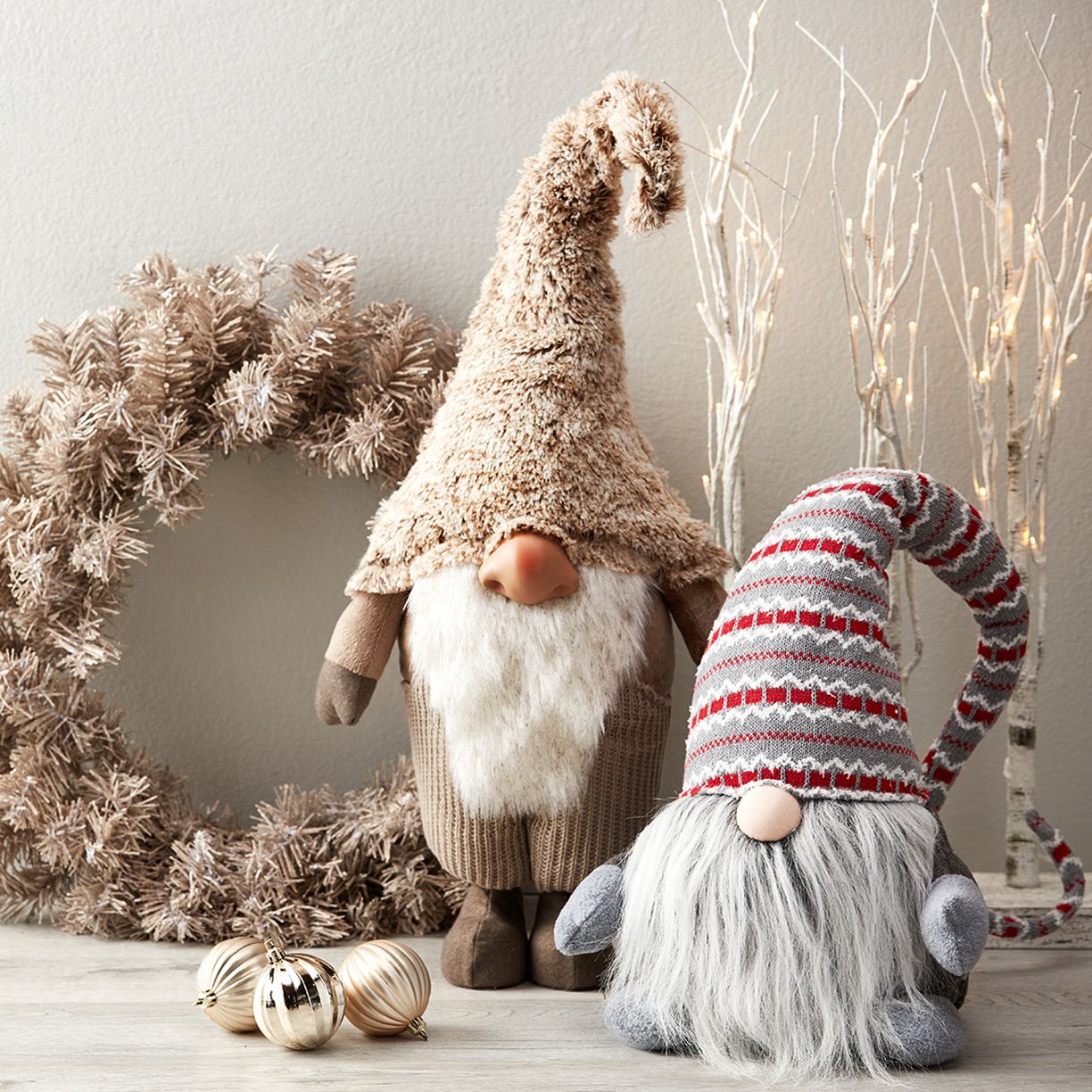 Holiday Decorations Galore Up to 40% Off