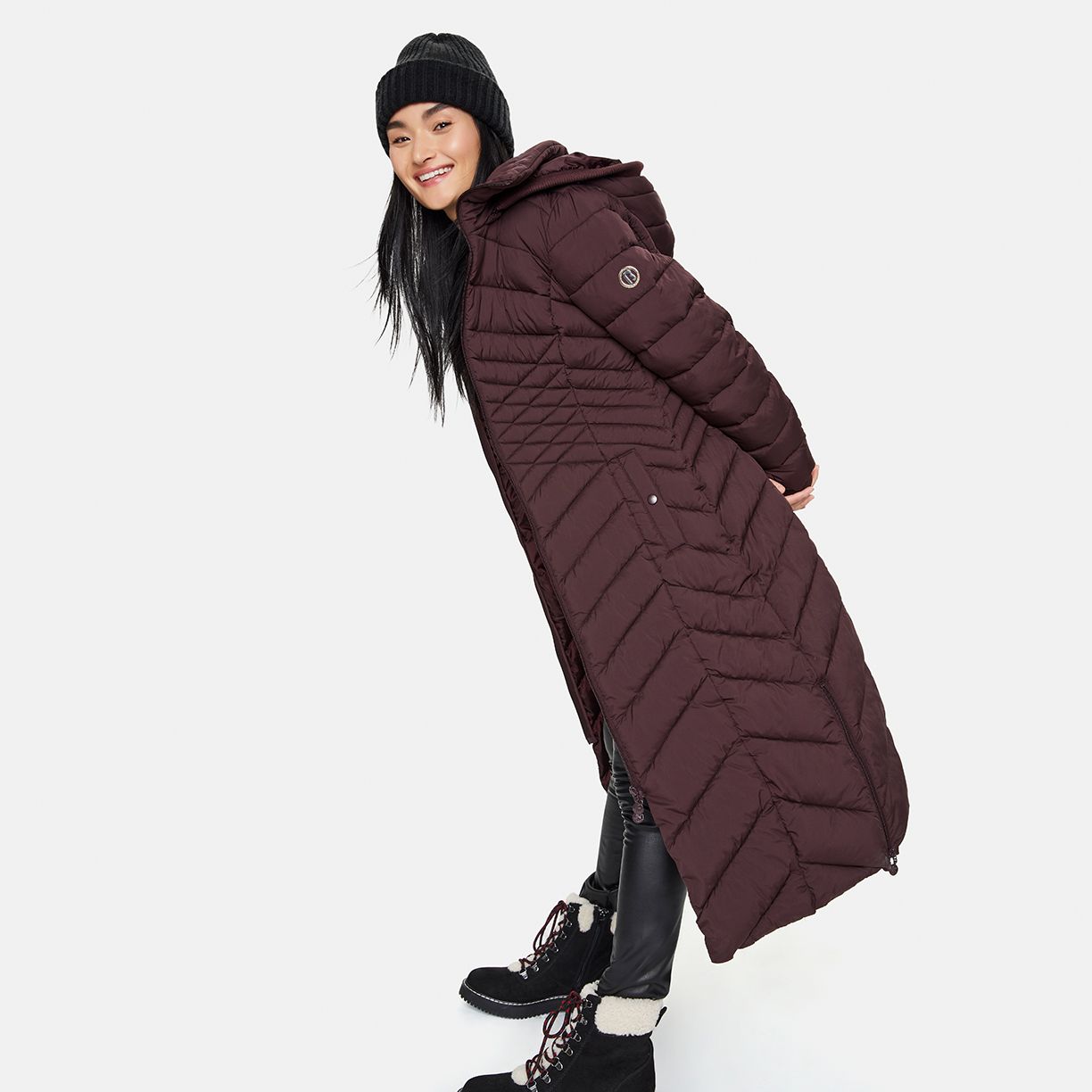 The Ski Shop: Puffers & Boots for Her Up to 65% Off