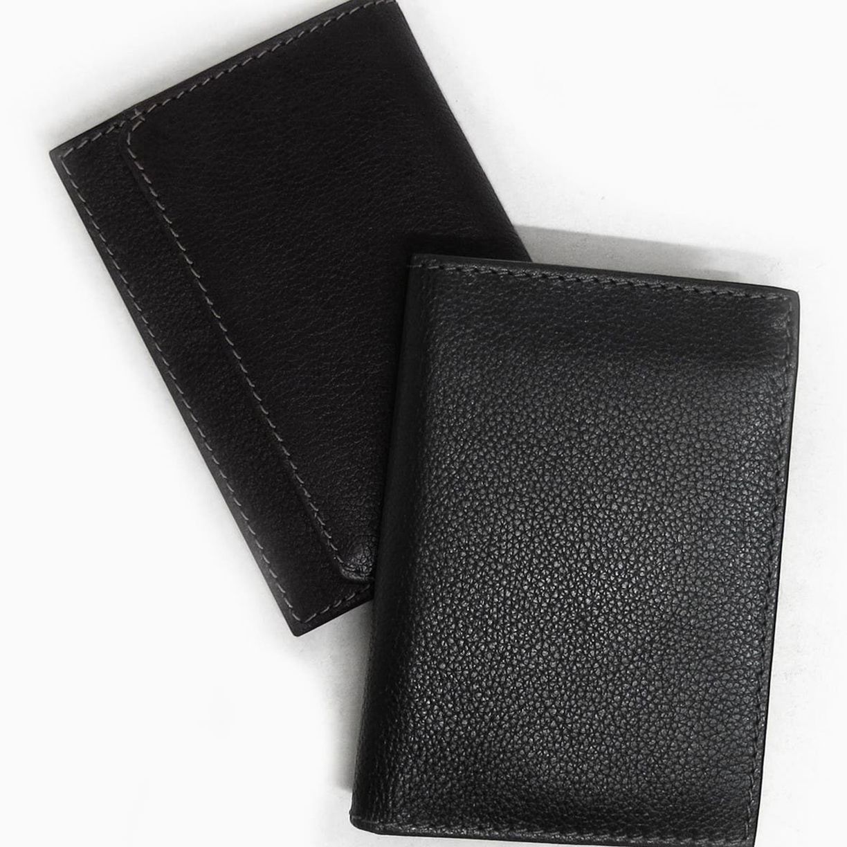 Best Leather Bags & Wallets for Him Up to 60% Off