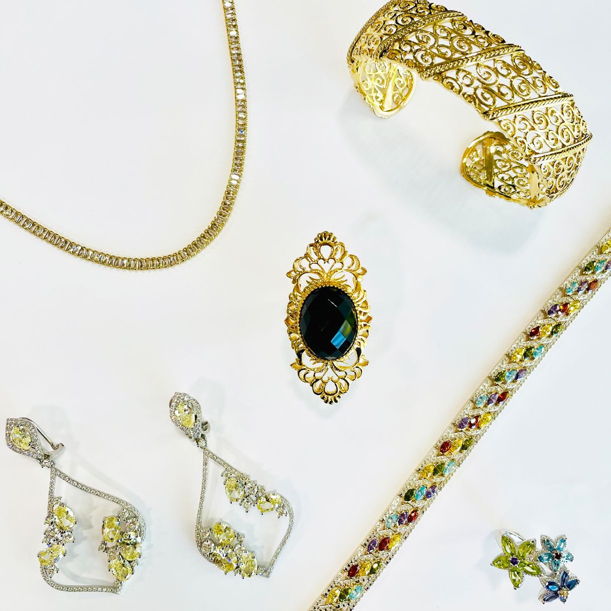 Savvy Cie Jewelry Blowout Up to 70% Off