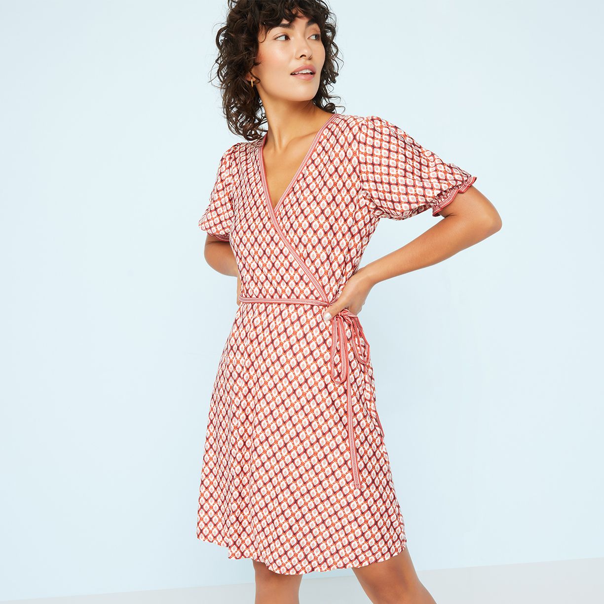 Taylor Dresses & More Up to 65% Off 