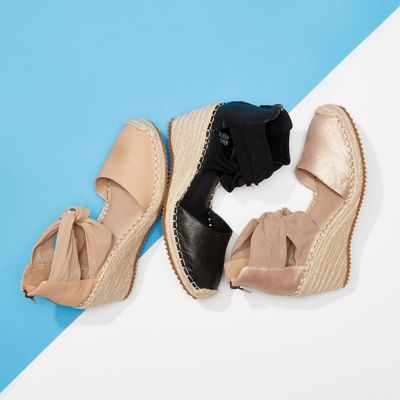 Eileen Fisher Women's Shoes Up to 60% Off