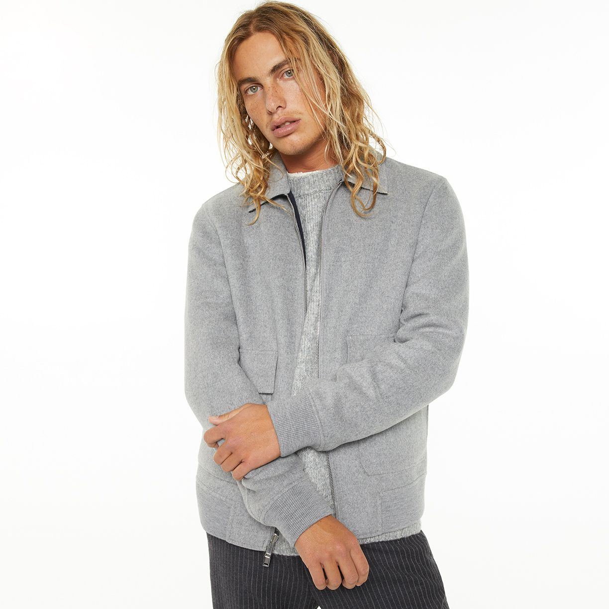 Spring Outerwear for Men Up to 65% Off