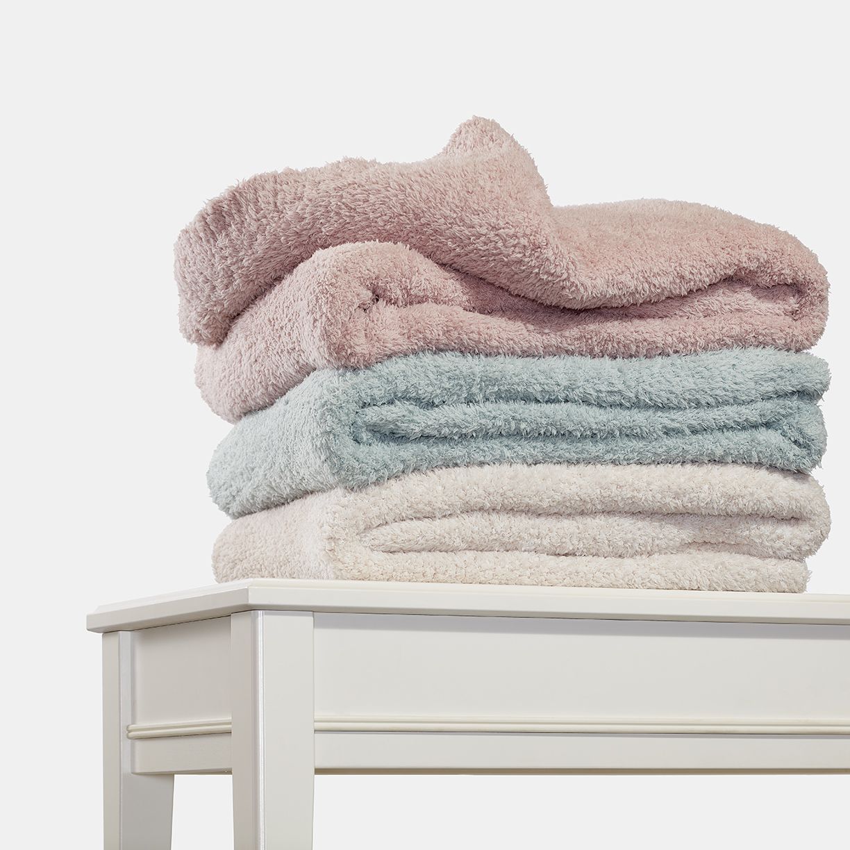 Throws & More By Barefoot Dreams