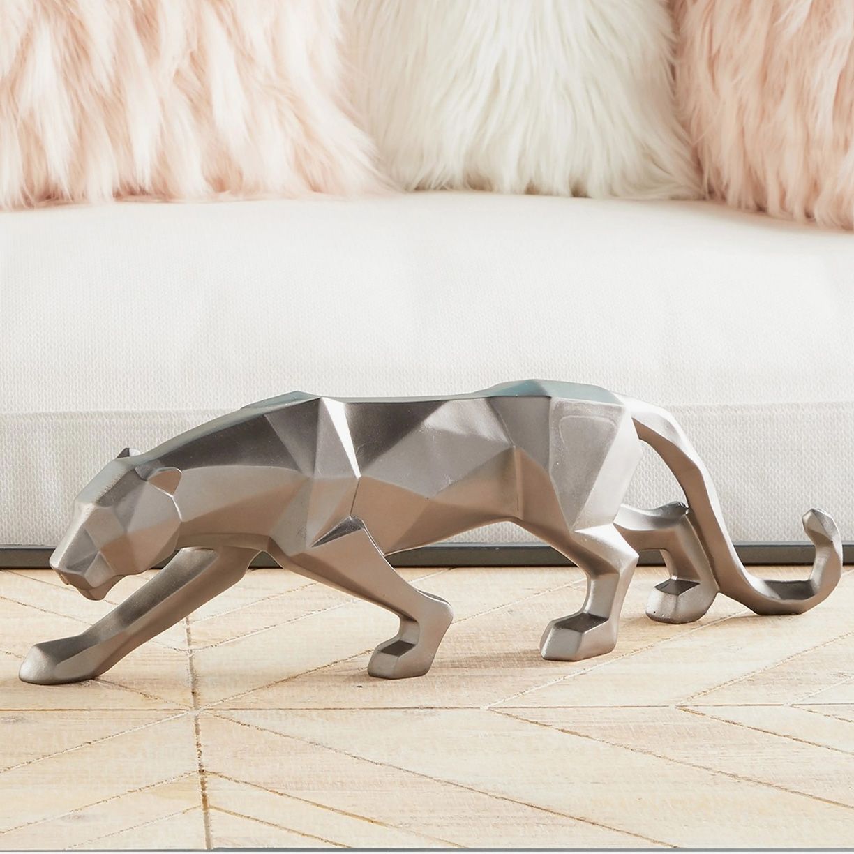 Statues That Satisfy Any Space Up to 50% Off