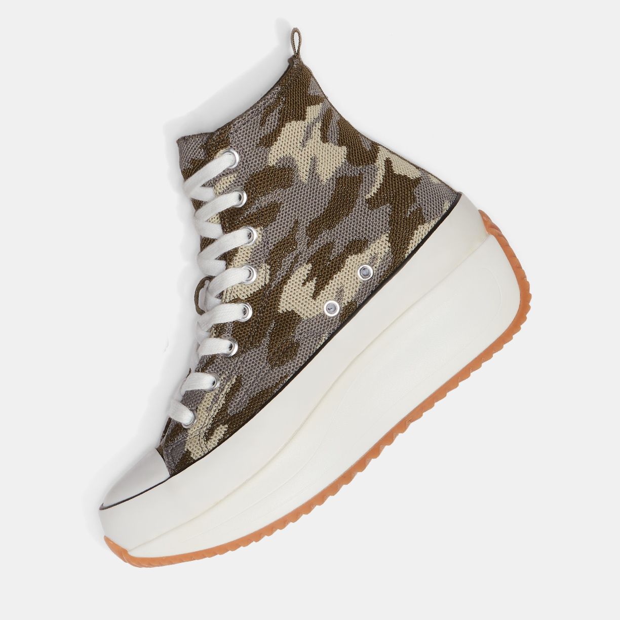 Retro-Inspired Shoes Up to 65% Off