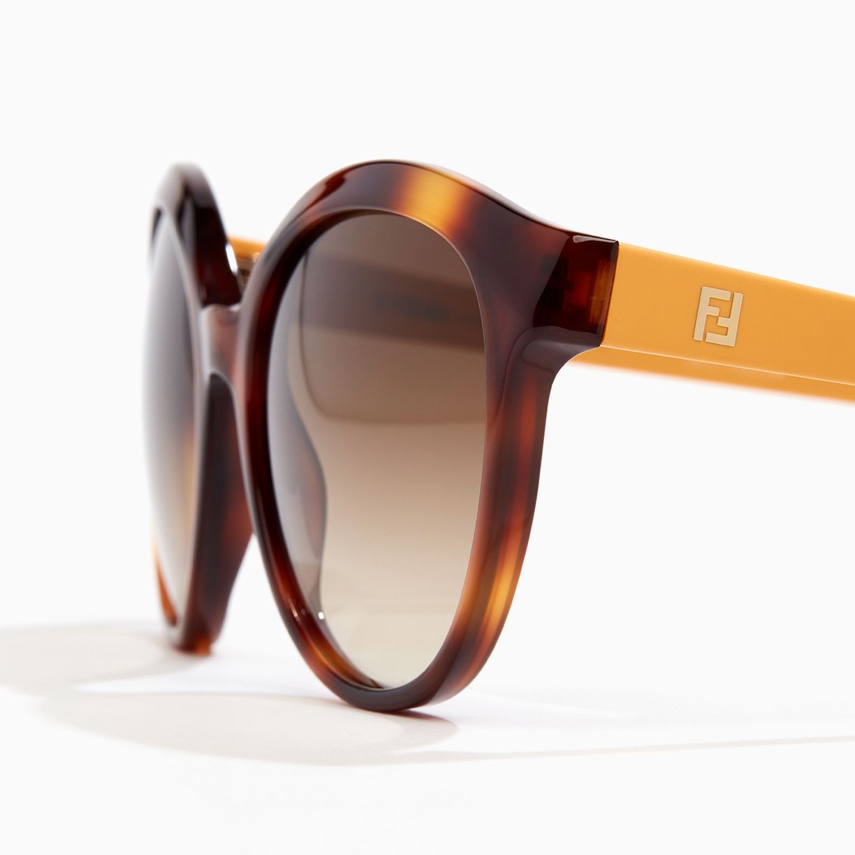 Fendi Sunglasses & Watches Up to 60% Off