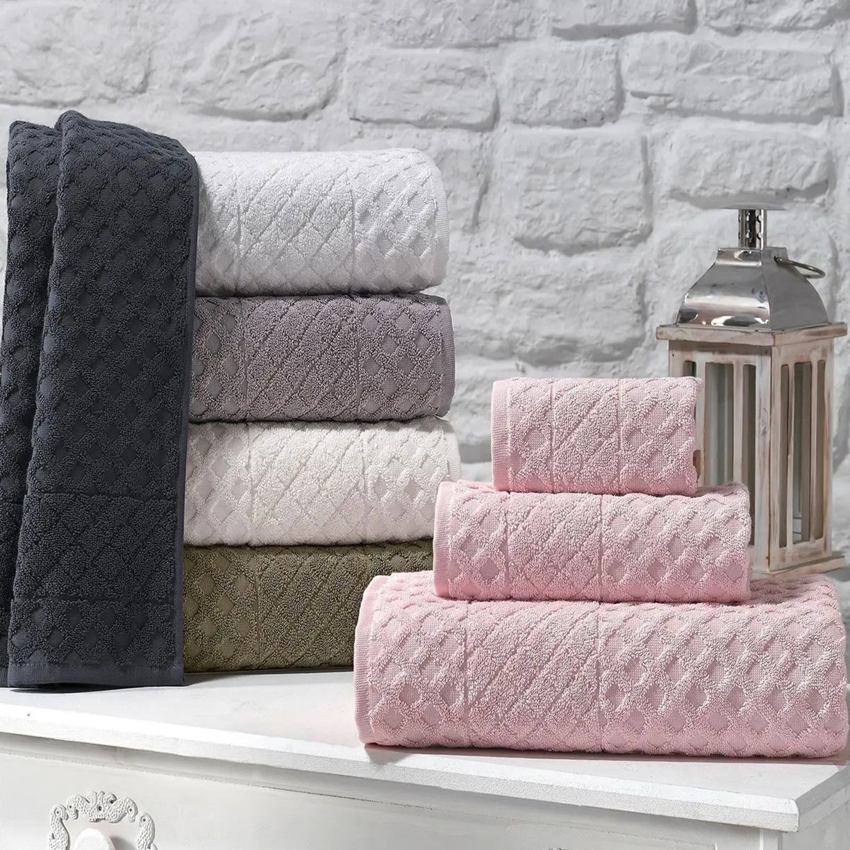 Bed & Bath Feat. Turkish Towels Up to 60% Off