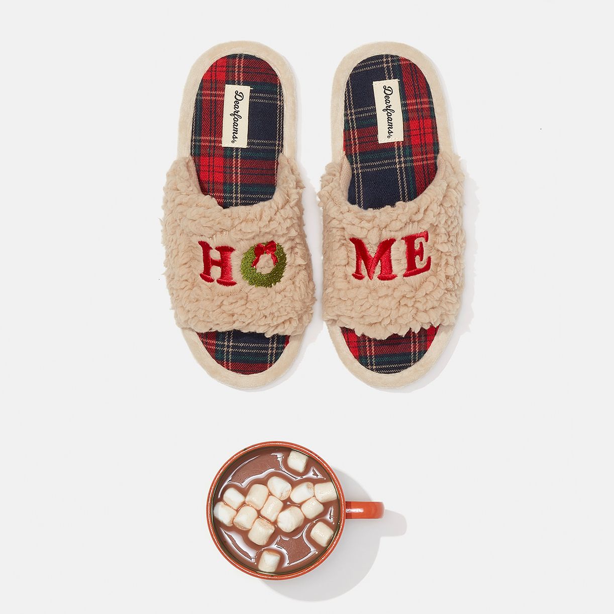 Slippers & Slides Feat. Dearfoams Up to 60% Off