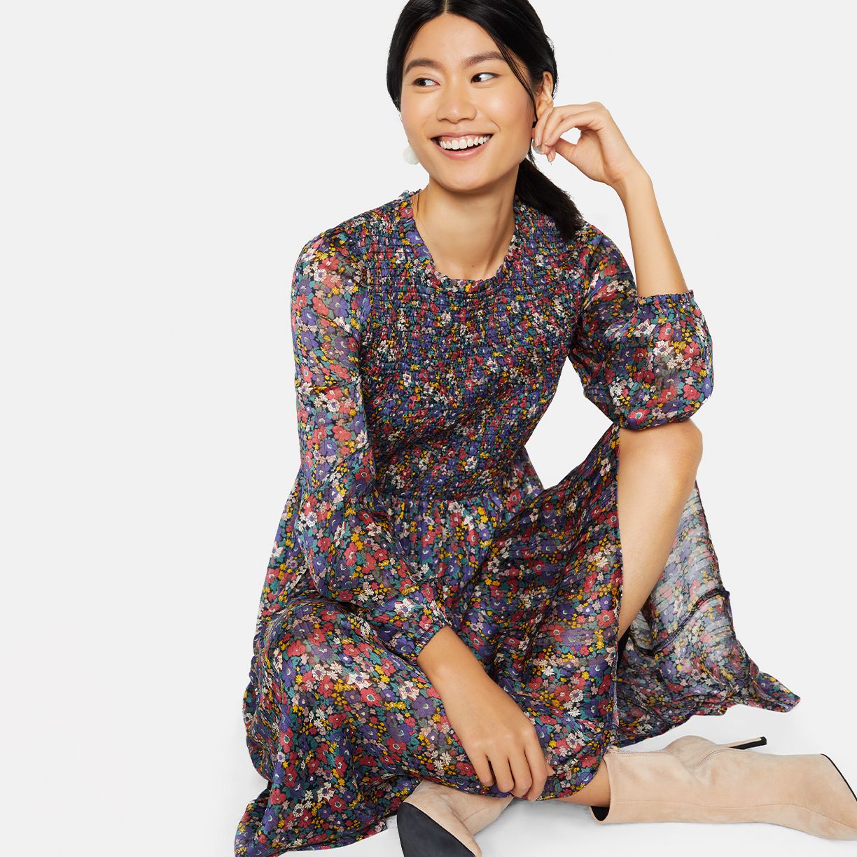 New Styles for Women Up to 60% Off