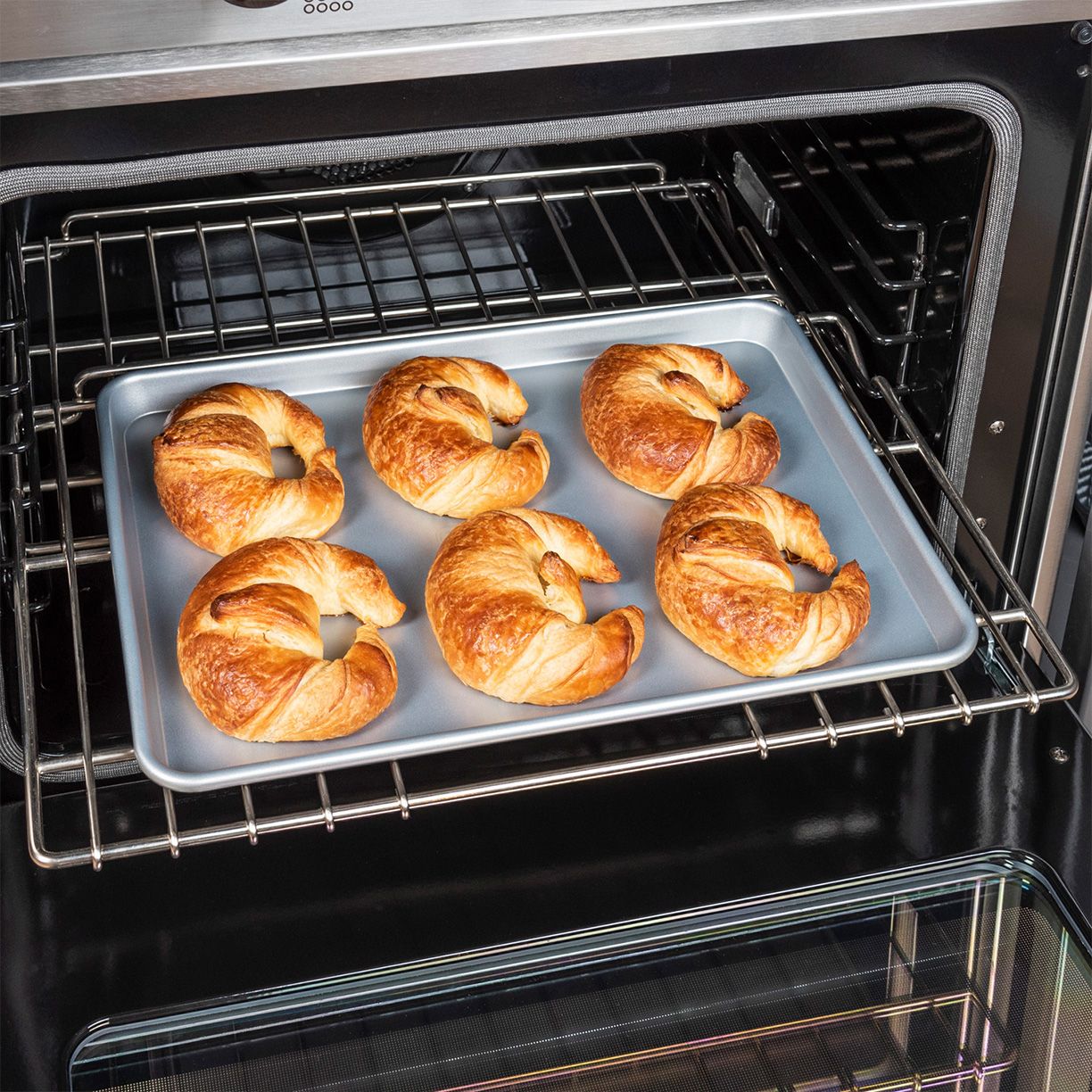 Baking Favorites Feat. Viking