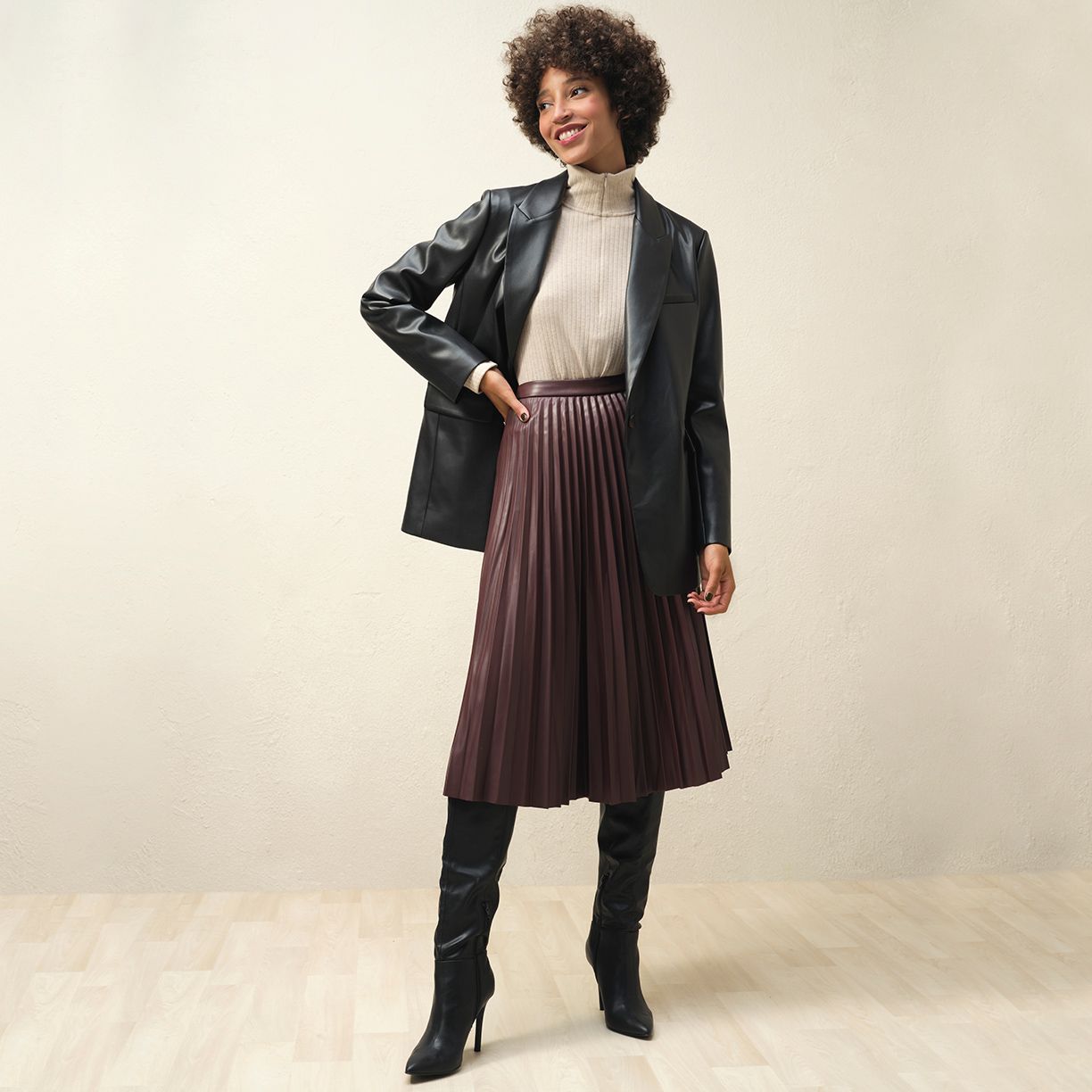 Holiday-Ready Office Party Styles Up to 65% Off