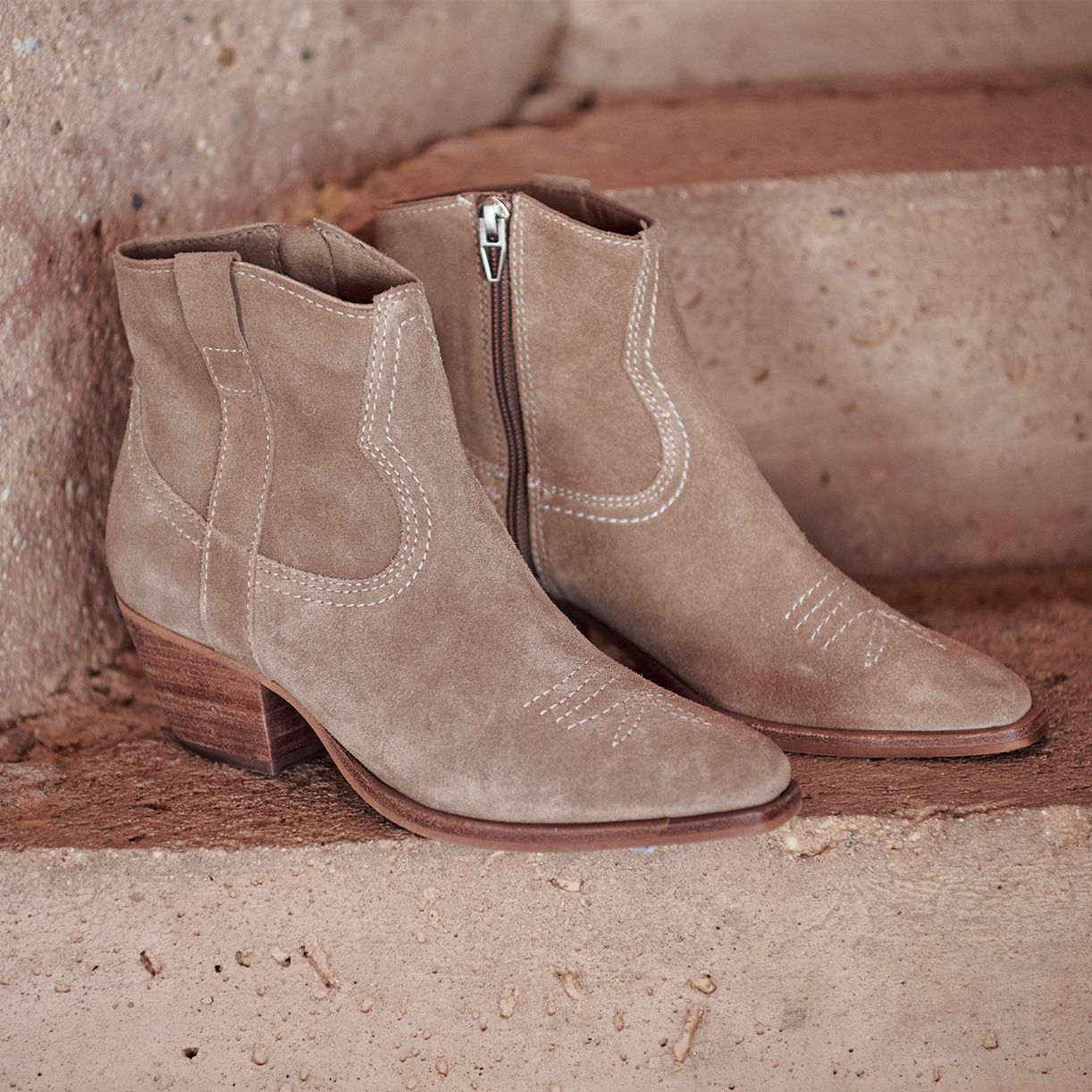 Dolce Vita Women's Shoes Up to 60% Off