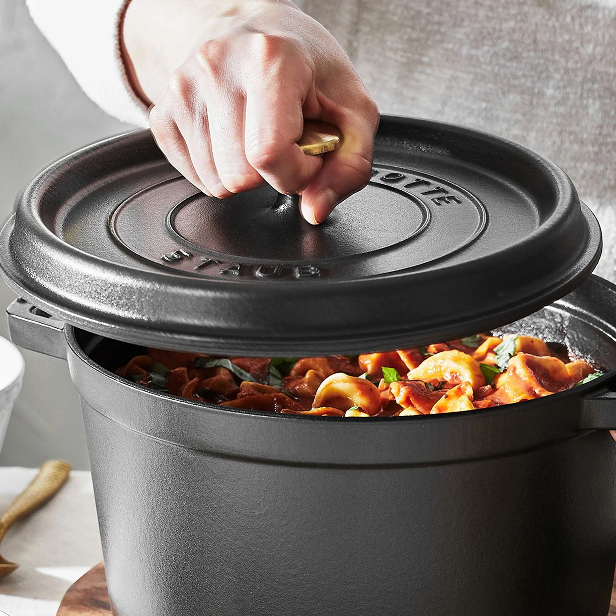 Deals For the Kitchen Feat. Staub Up to 50% Off