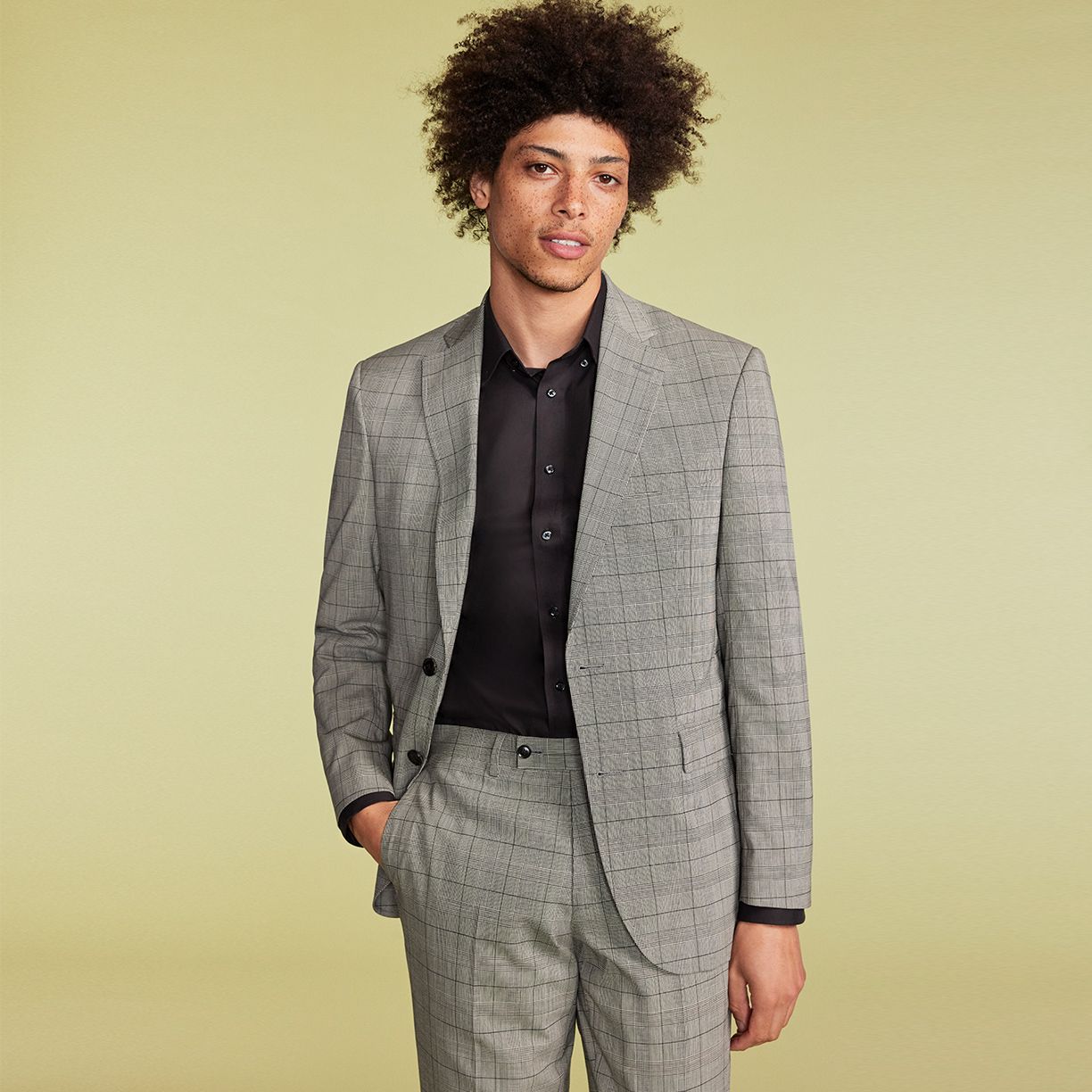 Men's Sharp & Stylish Holiday Party Looks Up to 60% Off