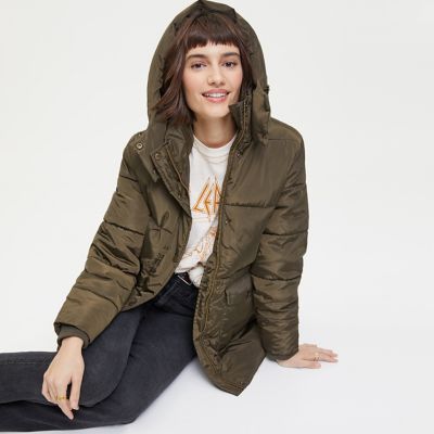 Lucky Brand Up to 60% Off