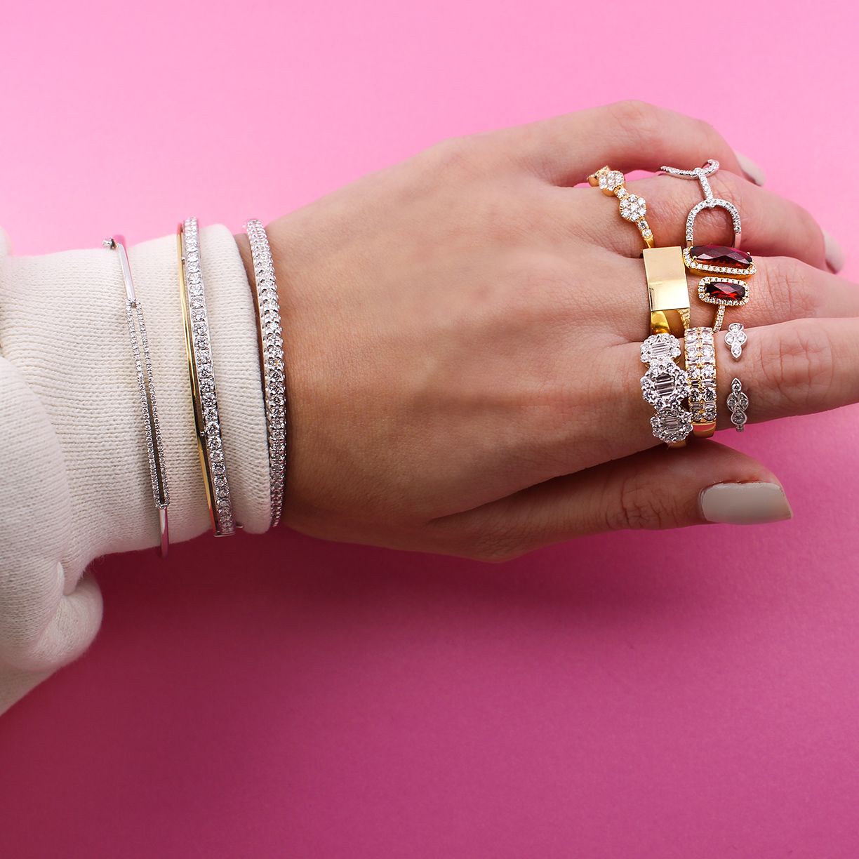 Valentine's Day Gifts for Women Feat. Bony Levy