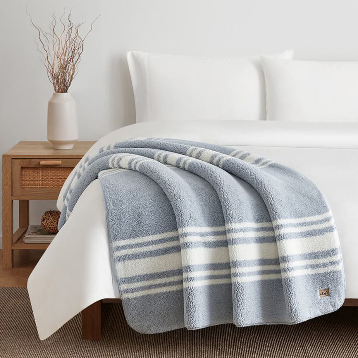 Cozy Home Styles Feat. Soft Throws Up to 40% Off