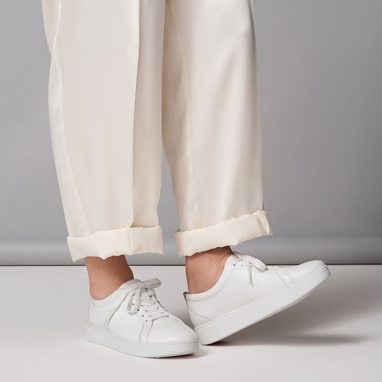 Comfort Sneakers Feat. FitFlop Up to 55% off