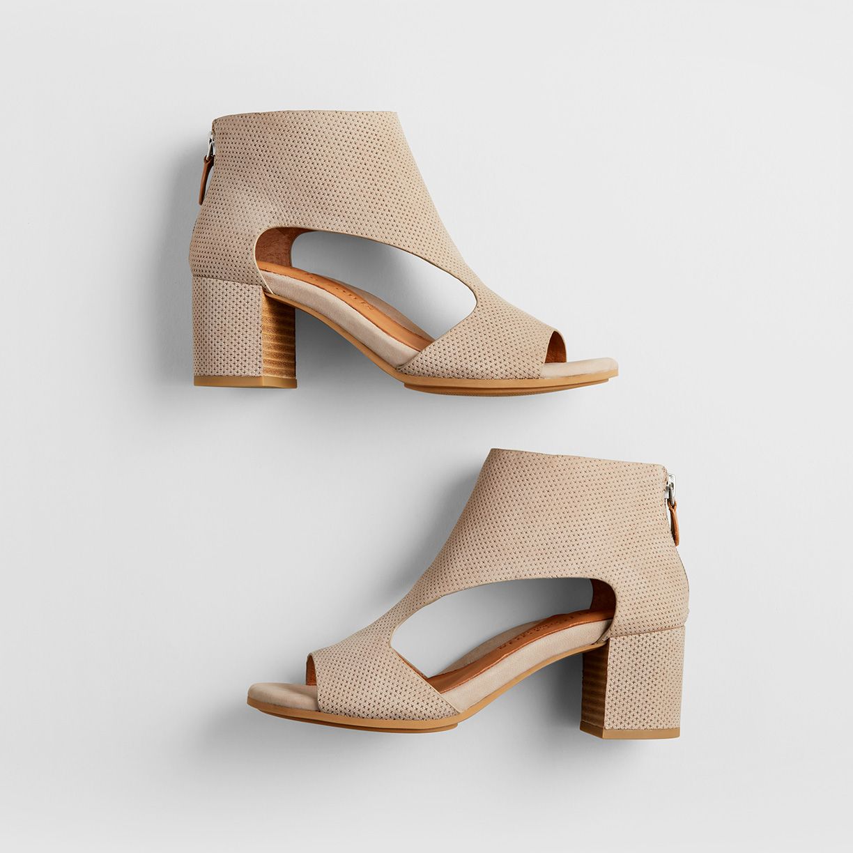 Spring Comfort Shoes Feat. Dr. Scholl's Up to 60% Off