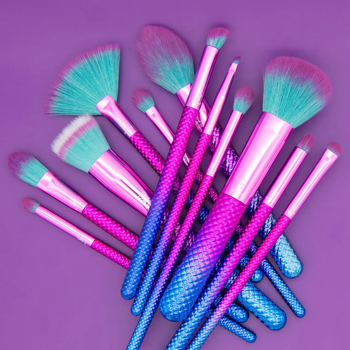 Makeup Brushes & Beauty Tools Up to 65% Off