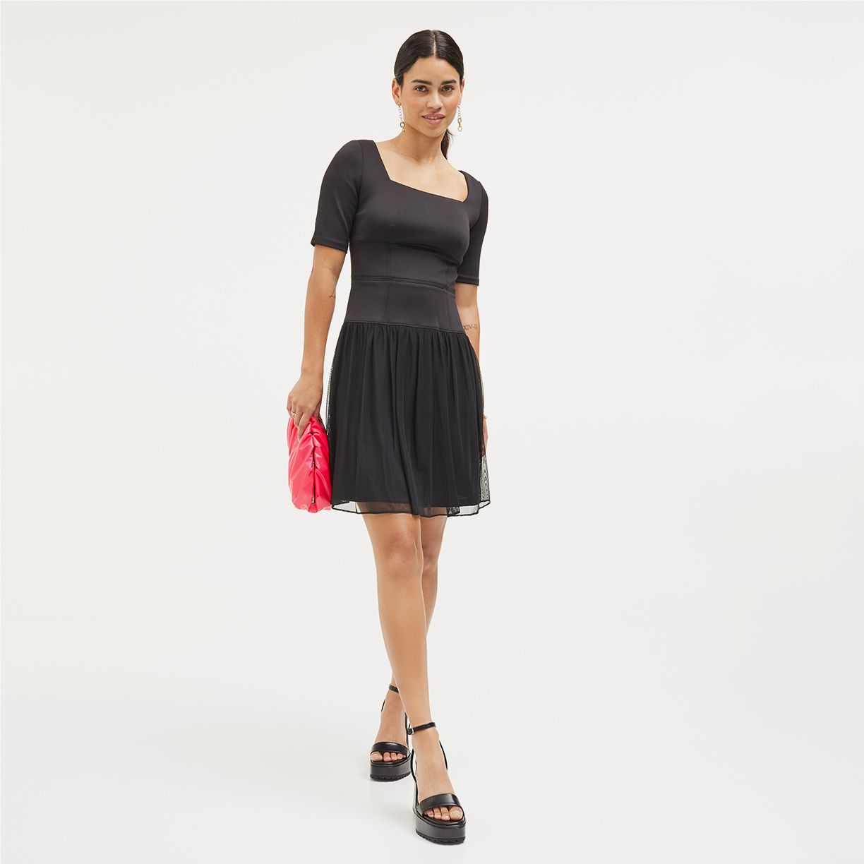 DKNY Up to 60% Off