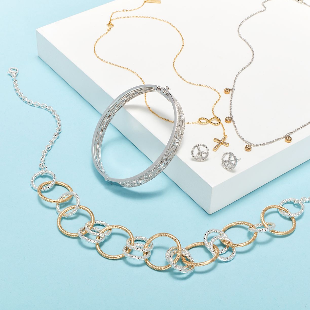 Wear to Work: Jewelry & Watches Up to 60% Off