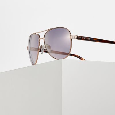 Aviator Sunglasses Up to 60% Off