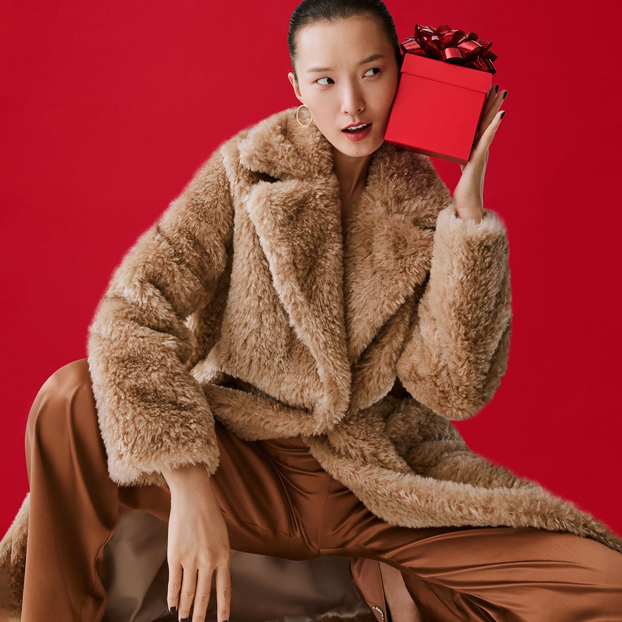 Luxe Holiday Party Looks Up to 60% Off