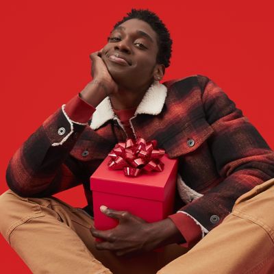 Men's Casual Holiday Party Looks Up to 60% Off