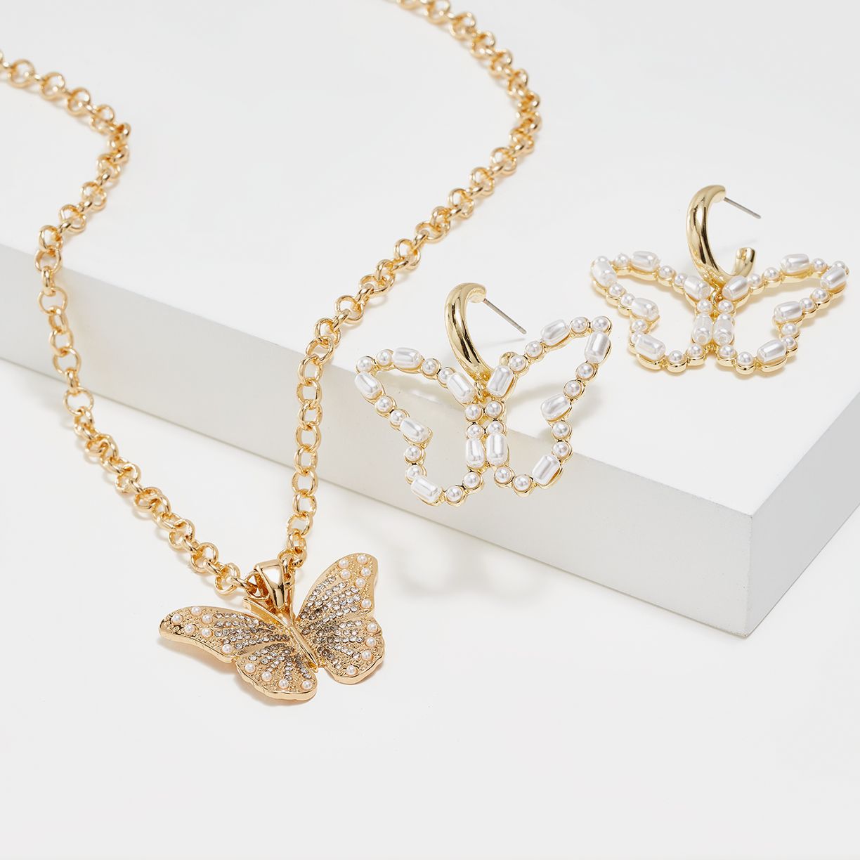 Gift-Worthy 14K & Pearl Jewelry Up to 65% Off
