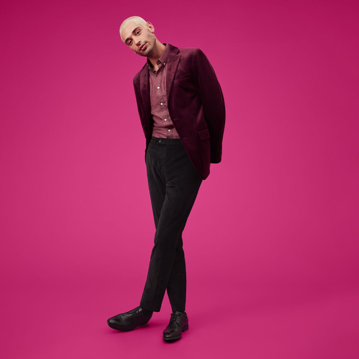 Valentine's Day Looks For Him Up to 60% Off