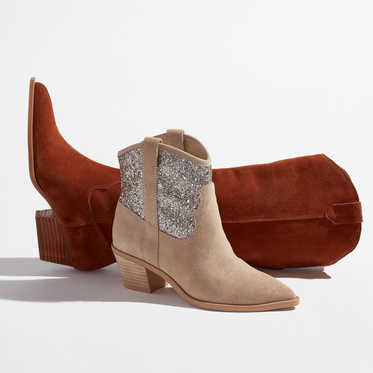 Western & Cowboy Boots Up to 60% Off