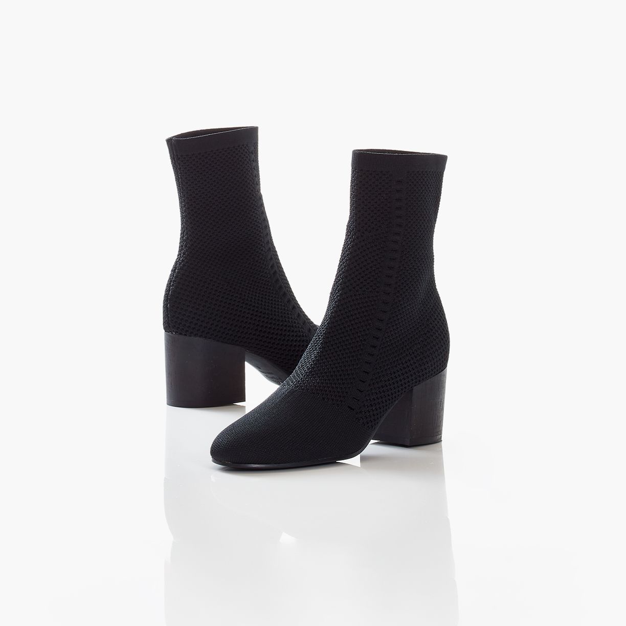 Modern Shoes Up to 50% Off Feat. Eileen Fisher