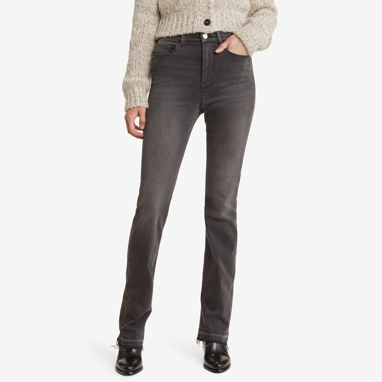 FRAME Denim Up to 60% Off