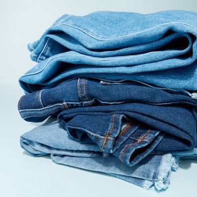 Premium Denim Up to 65% Off Feat. AGOLDE