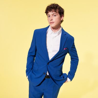 Men's Prom Looks Up to 65% Off