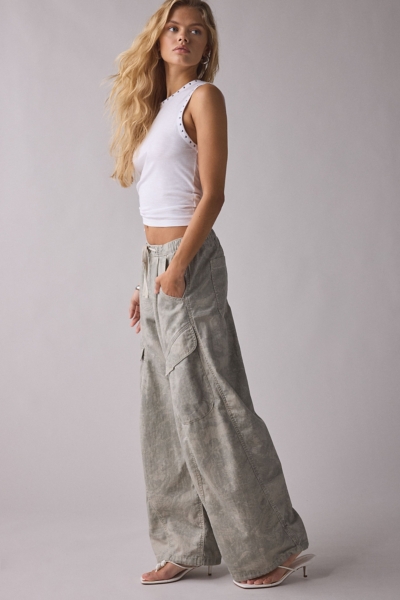 Station Cocoon Baggy Barrel Leg Cargo Pants | Nuuly
