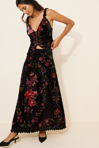 Belle Garden Velvet Midi Skirt | Nuuly