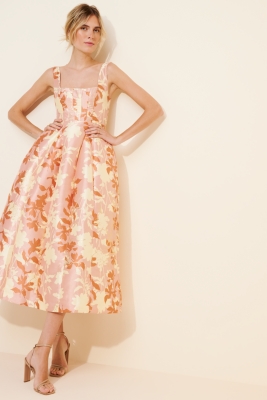 Sleeveless Square-Neck Floral Fit & Flare Midi Dre | Nuuly