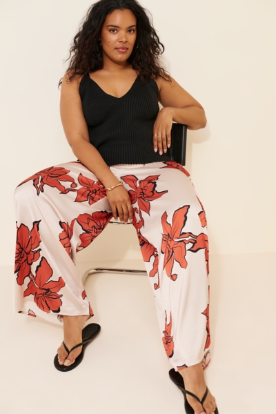 Satin Outline Floral Pants | Nuuly