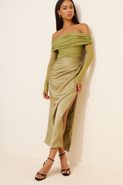 chinese dress ladies Classic And Sleek Knit Off-Shoulder Long Sleeve Midi Dress
