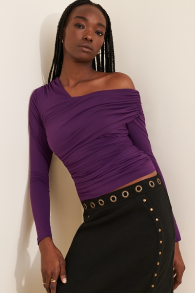 Fitted Off-The-Shoulder Top | Nuuly