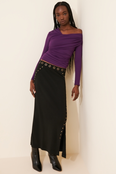 Fitted Off-The-Shoulder Top | Nuuly