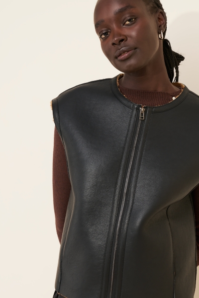 Boxy Vegan-Leather Vest | Nuuly
